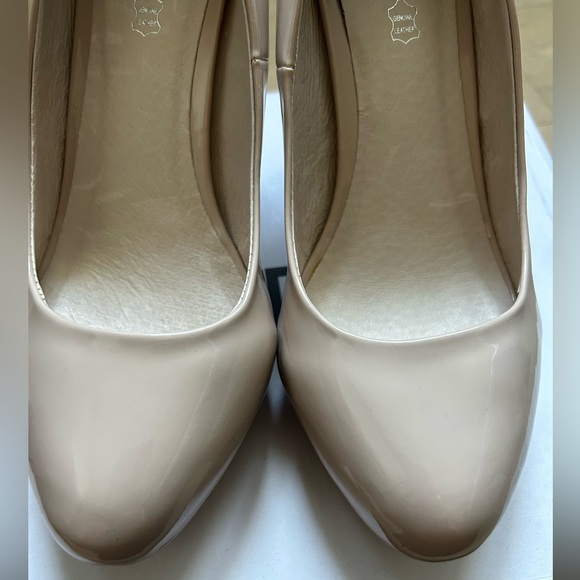 ALDO Kenzie Patent Leather Pumps - Picture 3 of 8